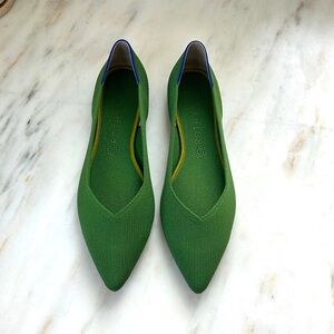 New! Rothy’s The Point in Willow